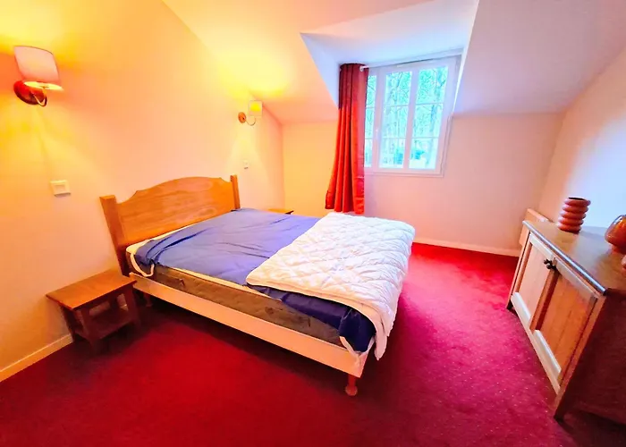 Duplex Pour 2-4 Personnes à - Piscine - Terrasse - Parking - Campagne - Lot-et-garonne Monflanquin